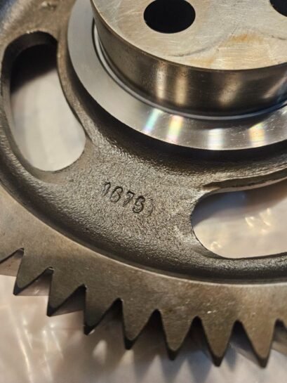 2009 Cummins ISX 400ST DOHC Diesel Engine Idler Gear with Hub 3681674 OEM - 140$ Picture 1 of 4 Picture 2 of 4 Picture 3 of 4