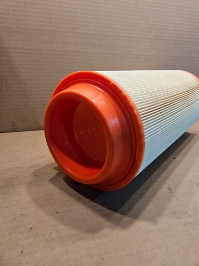 New Napa Gold 6818 Air Filter 546818 OEM - 85$ Picture 1 of 3