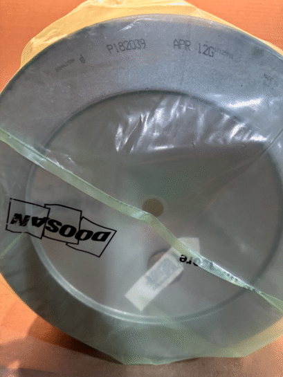 Donaldson P182039 Air Filter Primary Type, Round, 18.50" Doosan K1053750 - 175$ Picture 1 of 6 Picture 2 of 6