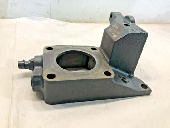 Cummins ISM11 M11 Diesel Engine Thermostat Housing Support 4083195 OEM - 120$ Picture 1 of 4