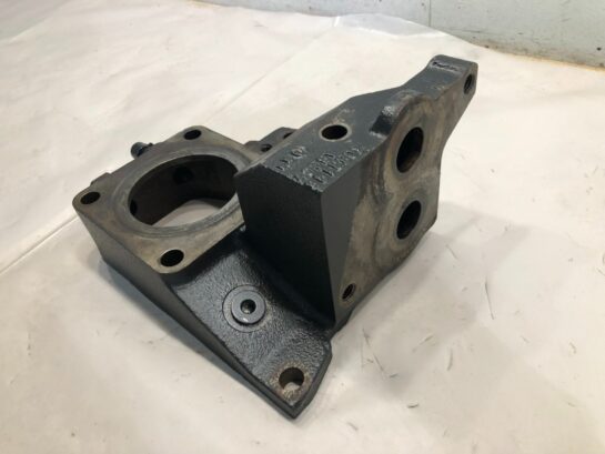 Cummins ISM11 M11 Diesel Engine Thermostat Housing Support 4083195 OEM - 120$ Picture 1 of 4 Picture 2 of 4 Picture 3 of 4