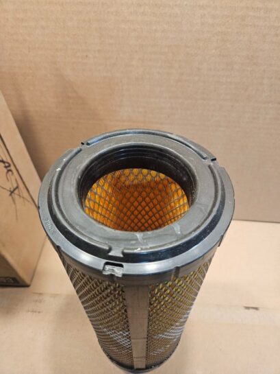 Caterpillar 231-0167 CAT Radial Seal Air Filter 2310167 OEM - 45$ Picture 1 of 2
