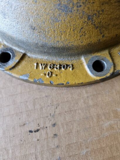 CAT 3406B Caterpillar Diesel Engine Fuel Pump Cover 7W9469 OEM 1W6304 - 275$ Picture 1 of 3 Picture 2 of 3