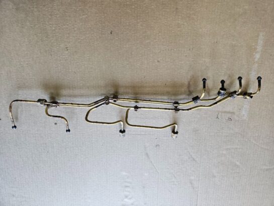 Set of CAT 3406B Fuel  Lines Good Used Part OEM - 400$ Picture 1 of 3 Picture 2 of 3
