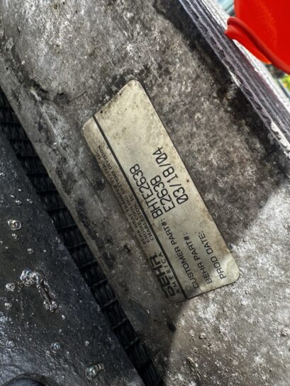 2004 FREIGHTLINER M2-106 Complete BEHR RADIATOR BHTD9438 from Cat C7 OEM - 750$ Picture 1 of 9 Picture 2 of 9 Picture 3 of 9 Picture 4 of 9 Picture 5 of 9 Picture 6 of 9 Picture 7 of 9 Picture 8 of 9