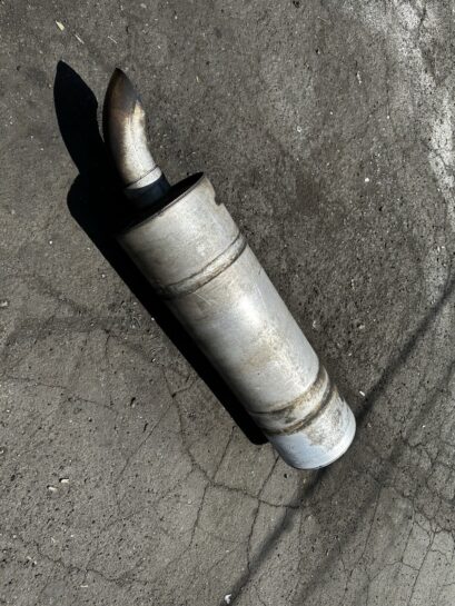2004 Freightliner M2 106 Muffler For Caterpillar C7 OEM 214-4855 - 400$ Picture 1 of 4 Picture 2 of 4