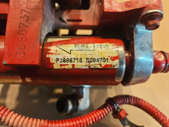 Cummins ISX15 Diesel Engine Fuel Transfer Pump with Bracket 3686718 OEM 3686735 - 290$ Picture 1 of 6