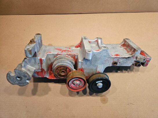 2012 Cummins ISX Diesel Engine Alternator Bracket 3104343 OEM - 240$ Picture 1 of 3 Picture 2 of 3 Picture 3 of 3