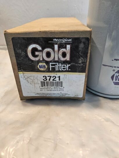 New Napa Gold 3721 Spin on Fuel Filter Baldwin Volvo Mack Donaldson Fleetguard - 35$ Picture 1 of 3 Picture 2 of 3 Picture 3 of 3