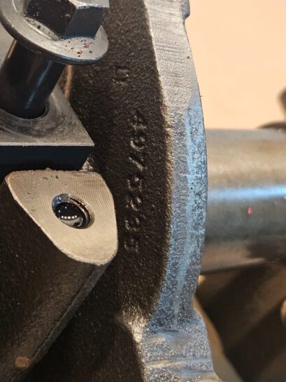 Cummins ISX 12 Diesel Engine Complete Rocker Arm Assembly 4975235; 4960120 OEM - 1100$ Picture 1 of 9 Picture 2 of 9