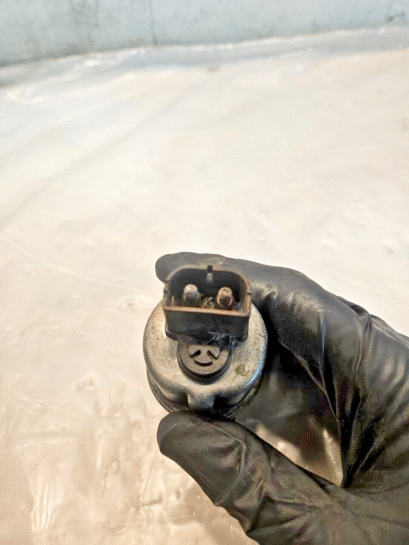 Cummins ISX12 Diesel Engine Fuel Pressure Sensor OEM - 115$ Picture 1 of 4 Picture 2 of 4