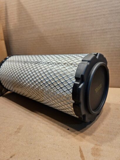 New NAPA Gold Air Filter 6671 OEM FIL6671 - 45$ Picture 1 of 4