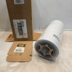 New NAPA Gold 1733 HYDRAULIC FILTER, WIX 551733 SPIN-ON HYDRAULIC FILTER - 60$ Picture 1 of 2 Picture 2 of 2 Picture 1 of 2