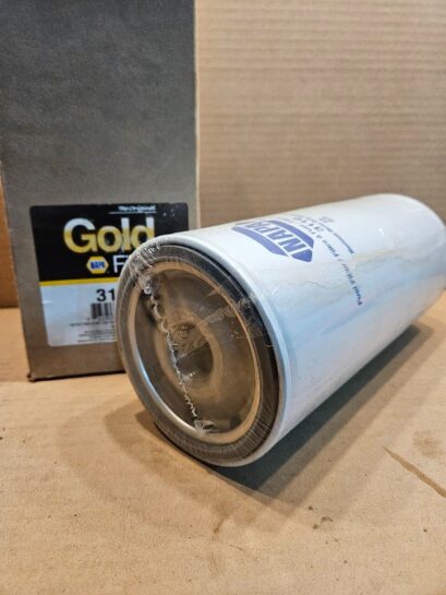 New Napa Gold Spin on Fuel Filter 3116 OEM - 35$ Picture 1 of 3
