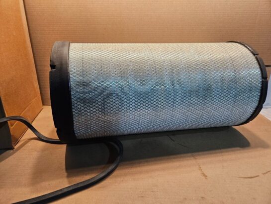 New Napa Gold Air Filter 6863 OEM for Kenworth W900 T680 C550 T880 T800 - 150$ Picture 1 of 5 Picture 2 of 5 Picture 3 of 5 Picture 4 of 5 Picture 5 of 5