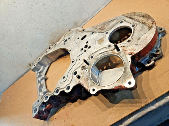 Cummins ISX12 ISX 11.9l Diesel Engine Timing Cover Gear Housing 2884753 OEM - 520$ Picture 1 of 3 Picture 2 of 3 Picture 3 of 3