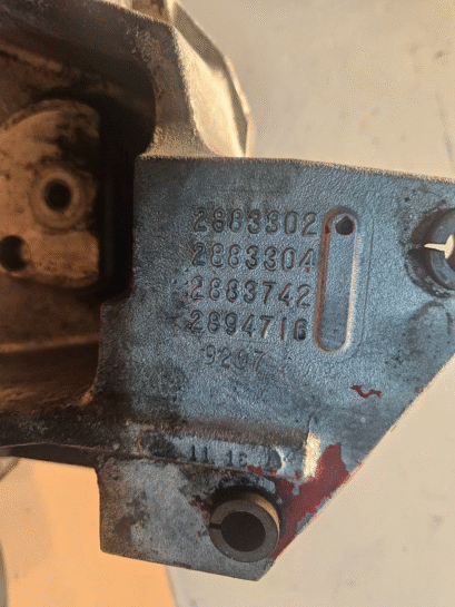 Cummins ISX12 Diesel Engine Alternator Bracket assembly 2883302 OEM - 335$ Picture 1 of 4 Picture 2 of 4