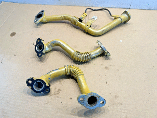 CAT Perkins C4.4 ACERT Diesel engine EGR pipes 372-2850 OEM 372-2851; 357-7350 - 275$ Picture 1 of 2 Picture 2 of 2