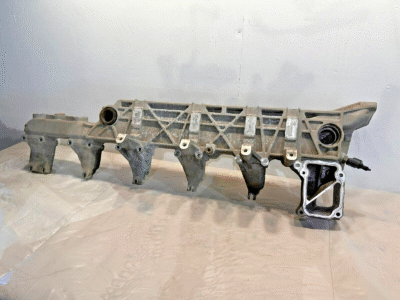 DETROIT DIESEL DD15 ENGINE EGR COOLER MANIFOLD BRACKET A4722030201 OEM