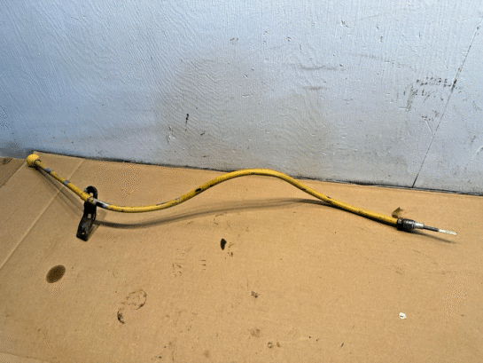 Caterpillar CAT C4.4 Diesel Engine Oil Gauge and Dipstick 3518188 Loader 910 OEM - 125$ Picture 1 of 3