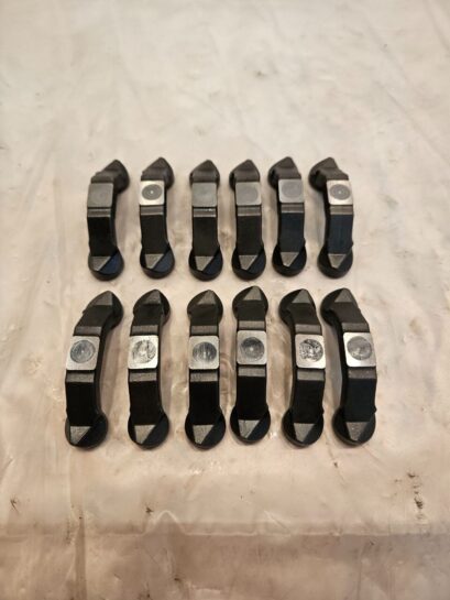 Set of 12 Cummins ISL ISC 8.9L diesel engine crosshead valves 3943445 OEM - 85$ Picture 1 of 3 Picture 2 of 3 Picture 3 of 3