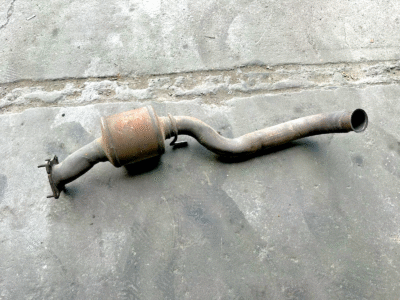 2003-2009 Isuzu NPR Diesel Catalytic Converter Delphi 8973272380 OEM