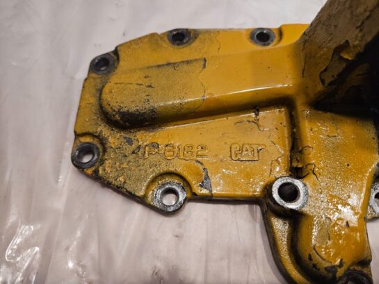 Caterpillar CAT 3126 Diesel Engine Oil Filter Housing 4P-8182 OEM - 150$ Picture 1 of 4 Picture 2 of 4
