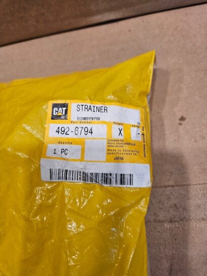 Caterpillar Strainer 492-6794 (3G-7250) CAT Nos 4926794 OEM - 120$ Picture 1 of 3 Picture 2 of 3 Picture 3 of 3