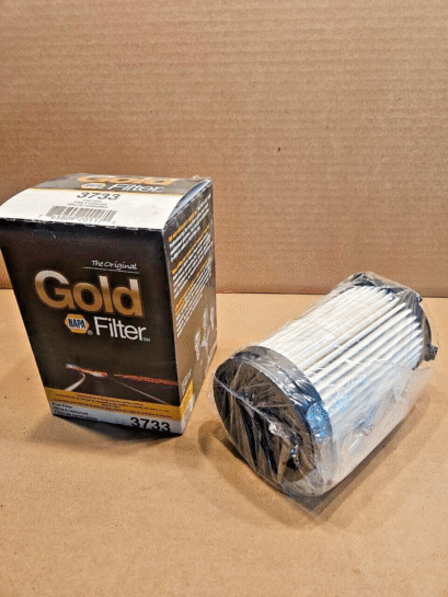 New NAPA GOLD Fuel Filter 2.366 in ID x 3.83 in OD 3733 Microglass - 35$ Picture 1 of 4