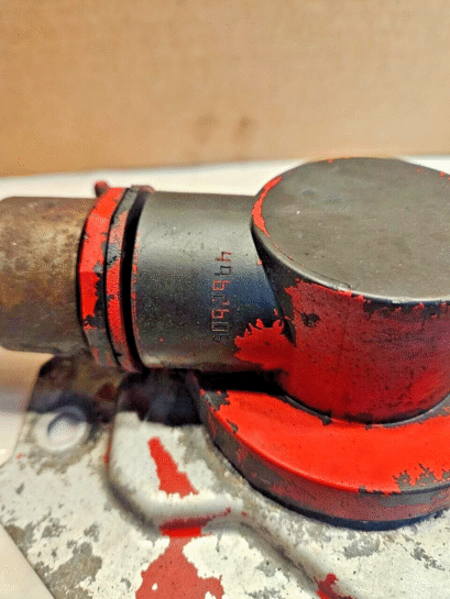 2009 Cummins ISX 400ST Diesel Engine Lower Timing Cover 4973081 OEM 4962608 - 165$ Picture 1 of 5 Picture 2 of 5 Picture 3 of 5 Picture 4 of 5 Picture 5 of 5