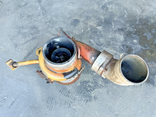 Caterpillar CAT 3406E C15 Turbocharger Assembly 108-1051 OEM - 1950$ Picture 1 of 4