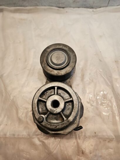 Cummins ISC ISL 8.3L 8.9L Diesel Engine Belt Tensioner 3974102 OEM - 80$ Picture 1 of 7