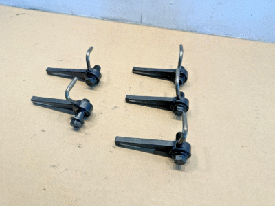 SET OF 5 CUMMINS QSX15 DIESEL ENGINE OIL PISTON COOLING NOZZLES 3702220 OEM