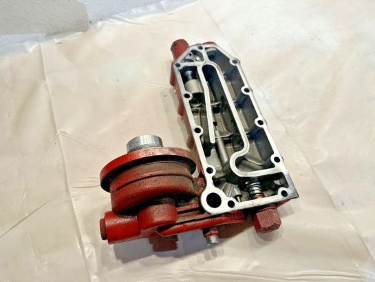 Cummins ISL 8.3L Lube Oil Filter Cooler Housing 3974325, 3974324 OEM - 160$ Picture 1 of 3