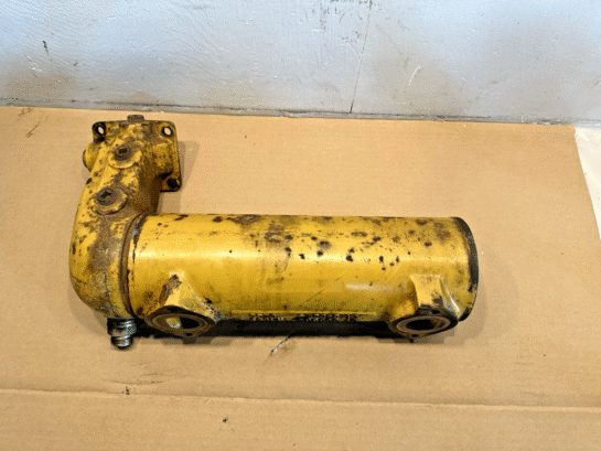 CAT 3406E C-13 Diesel Engine Oil Cooler 4W6043 OEM 100-7045 - 450$ Picture 1 of 5