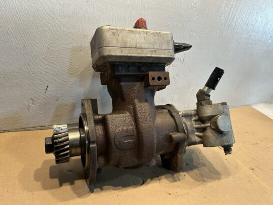 2011 CUMMINS ISX 12 DIESEL ENGINE AIR BRAKE COMPRESSOR 4318218RX OEM - 1350$ Picture 1 of 6 Picture 2 of 6 Picture 3 of 6 Picture 4 of 6 Picture 5 of 6