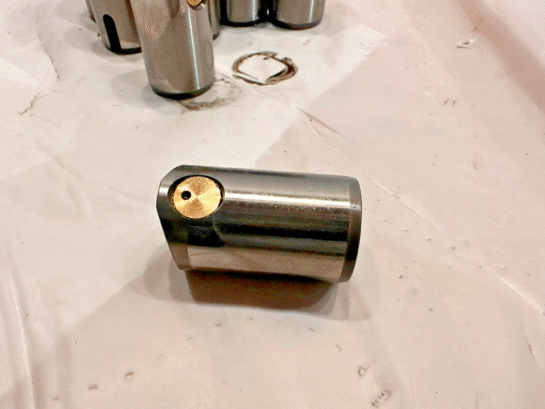 Set of 12 Cummins 8.3L 6CT ISC QSL ISL Tappet Valve Cam Followers 3965966 OEM - 270$ Picture 1 of 3 Picture 2 of 3 Picture 3 of 3