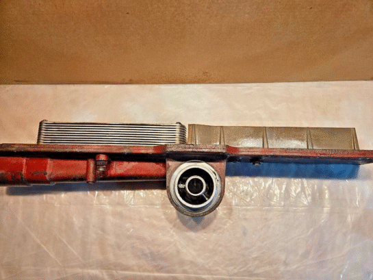 2009 Cummins ISX15 400ST DOHC Diesel Engine Oil Cooler with Housing 4965895 OEM - 350$ Picture 1 of 4 Picture 2 of 4