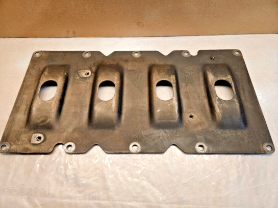 2009 Cummins ISX 400ST Diesel Engine Cylinder Block Stiffener 3680425 OEM - 125$ Picture 1 of 3