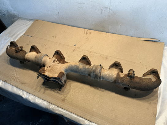 2008 CAT C15 Diesel Engine Exhaust Manifold Complete assembly 231-3462 OEM - 530$ Picture 1 of 4 Picture 2 of 4 Picture 3 of 4 Picture 4 of 4