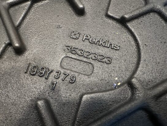 2019 CAT 4.4 ACERT Caterpillar Diesel Engine Timing Gear Cover with gasket OEM - 340$ Picture 1 of 5 Picture 2 of 5