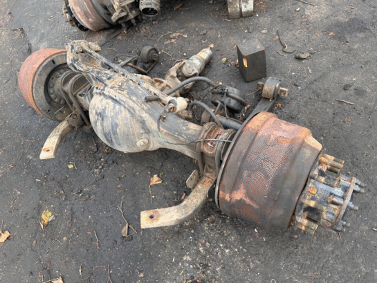 2005 International 9400 6x4 EATON-SPICER RST40 AXLE HOUSING REAR 3426492 - 1950$ Picture 1 of 5 Picture 2 of 5 Picture 3 of 5