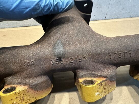 2019 Cat Caterpillar C4.4 Acert Diesel Engine Exhaust Manifold 355-2493 OEM - 320$ Picture 1 of 5 Picture 2 of 5 Picture 3 of 5 Picture 4 of 5