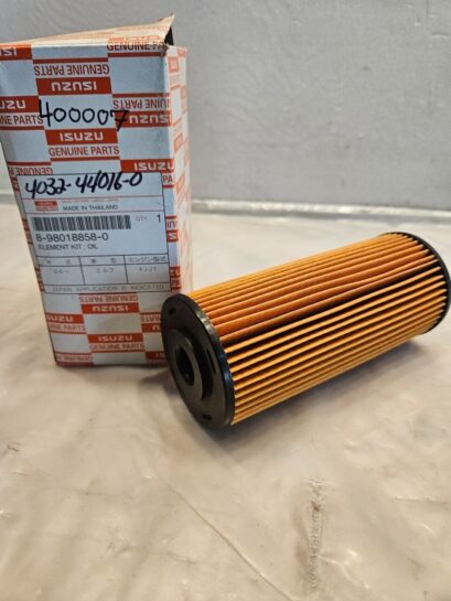 ISUZU Fuel Filter Element Kit 8-98018858-0 OEM - 35$ Picture 1 of 3