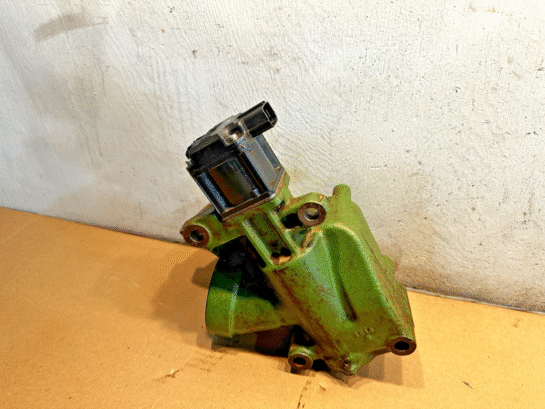 2009 Cummins ISX15 400ST DOHC DIESEL ENGINE EGR Valve 3684707 OEM  3684707-RX - 850$ Picture 1 of 8 Picture 2 of 8 Picture 3 of 8 Picture 4 of 8 Picture 5 of 8 Picture 6 of 8