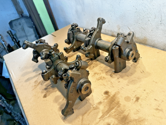 2012 Cummins ISX12 Diesel Engine Complete Rocker Arms 4975235; 4960120 OEM - 1000$ Picture 1 of 7 Picture 2 of 7 Picture 3 of 7