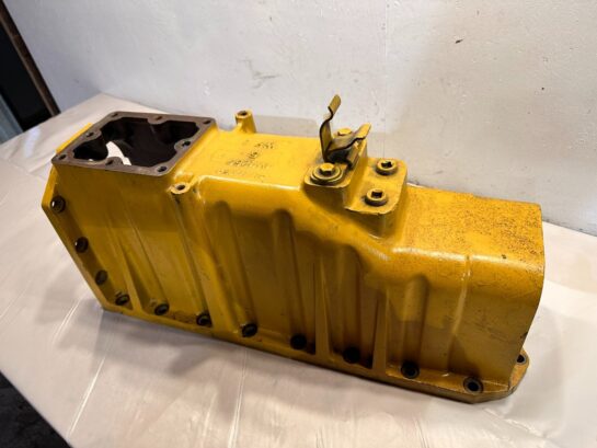 CAT 3508 Caterpillar Diesel Engine Aftercooler Core Housing 1W1260 OEM - 875$ Picture 1 of 4