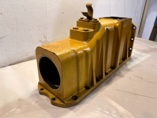 CAT 3508 Caterpillar Diesel Engine Aftercooler Core Housing 1W1260 OEM - 875$ Picture 1 of 4 Picture 2 of 4 Picture 3 of 4 Picture 4 of 4