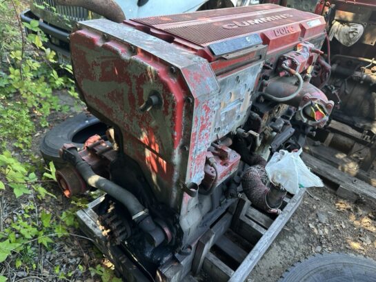 2006 Cummins ISX15 DOHC 500HP Diesel Engine Long Block (No Injectors) OEM Runner - 6000$ Picture 1 of 6 Picture 2 of 6 Picture 3 of 6