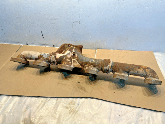 CAT C13 Caterpillar Diesel Engine Exhaust Manifold 2504407 OEM 2319030 - 350$ Picture 1 of 5 Picture 2 of 5